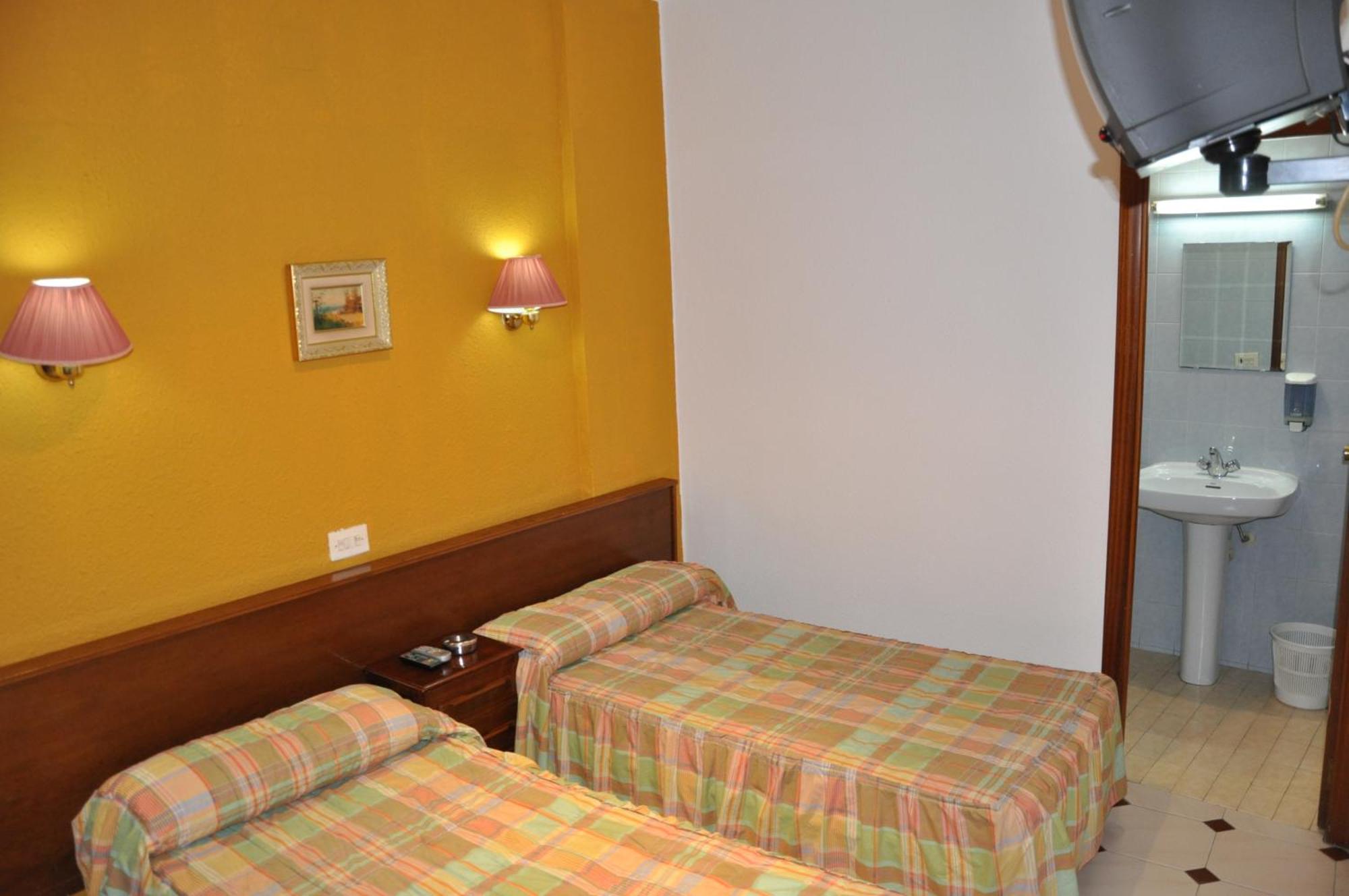 Hostel Central Zaragoza Luaran gambar