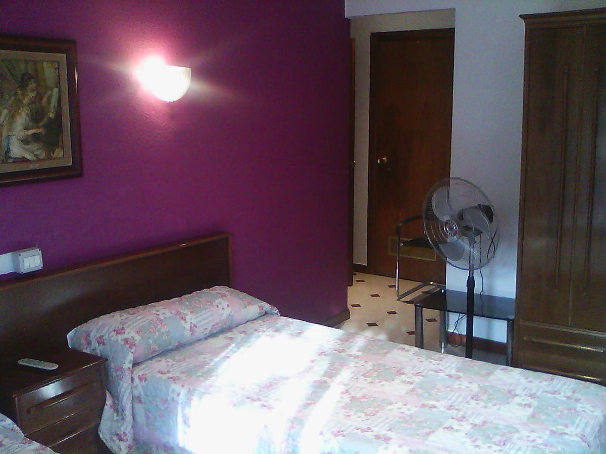 Hostel Central Zaragoza Luaran gambar