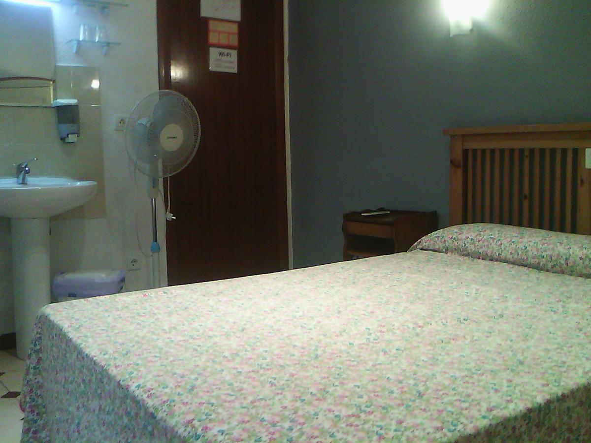 Hostel Central Zaragoza Luaran gambar
