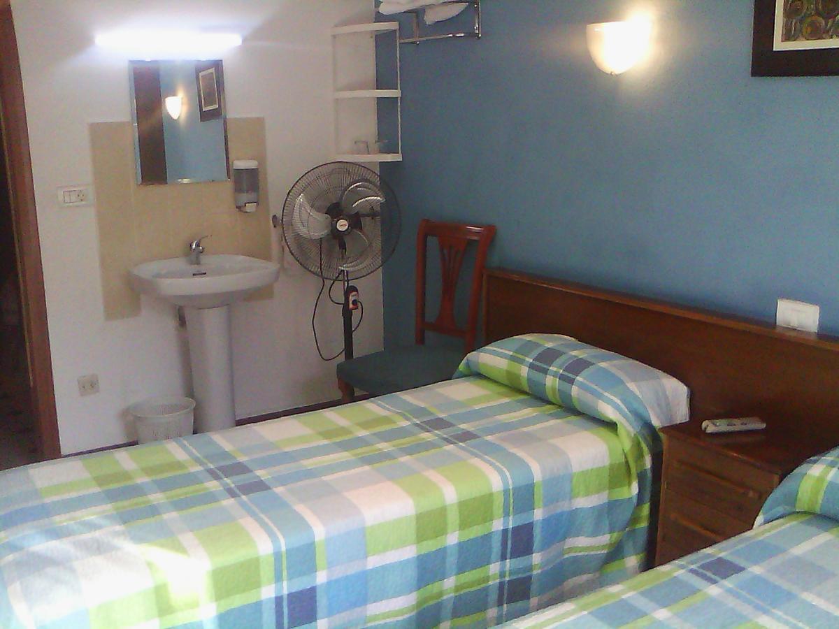 Hostel Central Zaragoza Luaran gambar