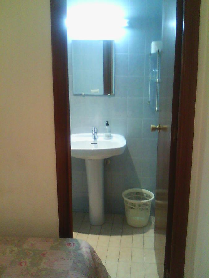 Hostel Central Zaragoza Luaran gambar