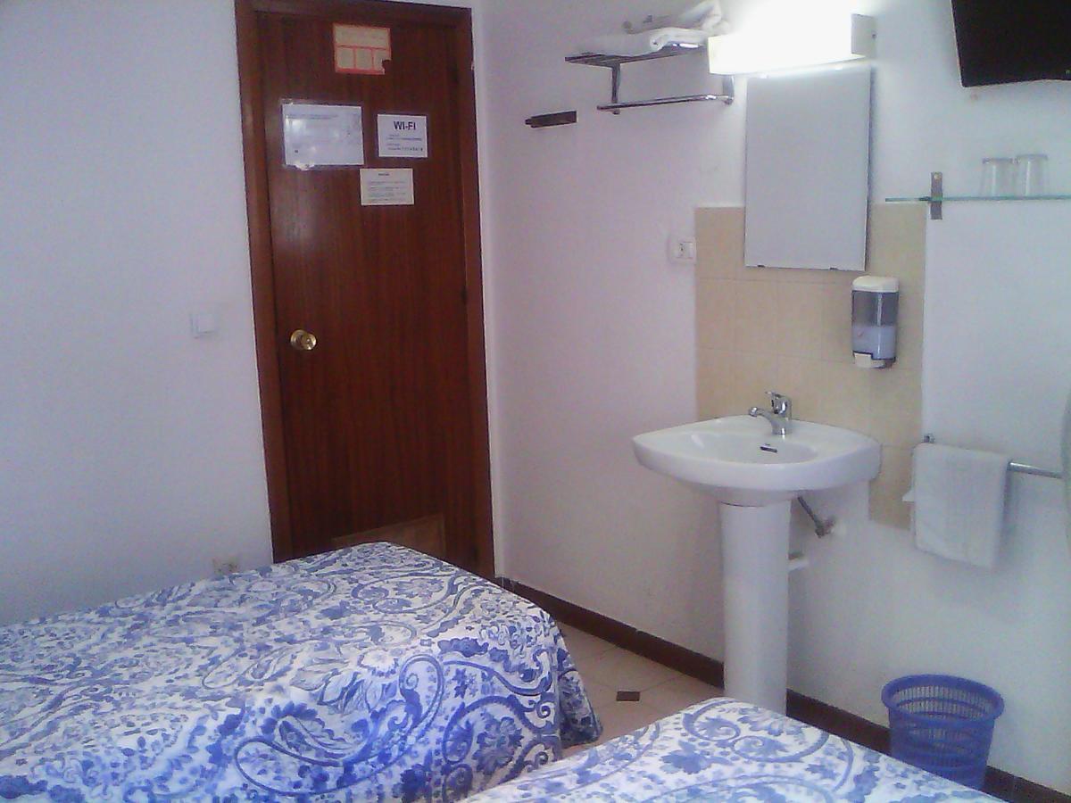 Hostel Central Zaragoza Luaran gambar