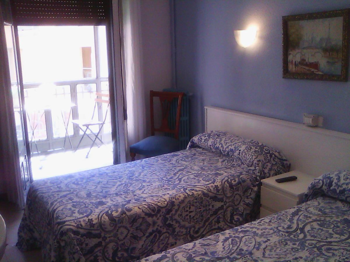 Hostel Central Zaragoza Luaran gambar