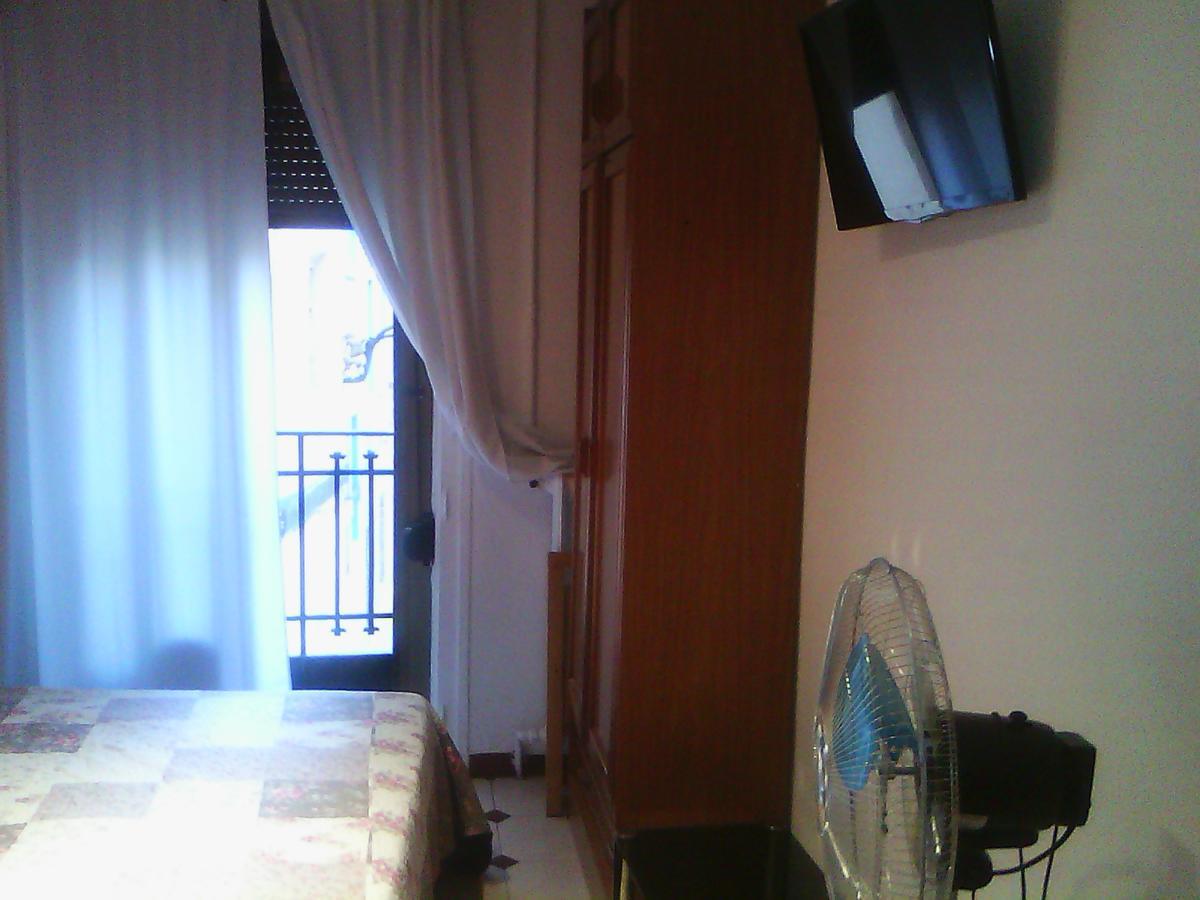 Hostel Central Zaragoza Luaran gambar