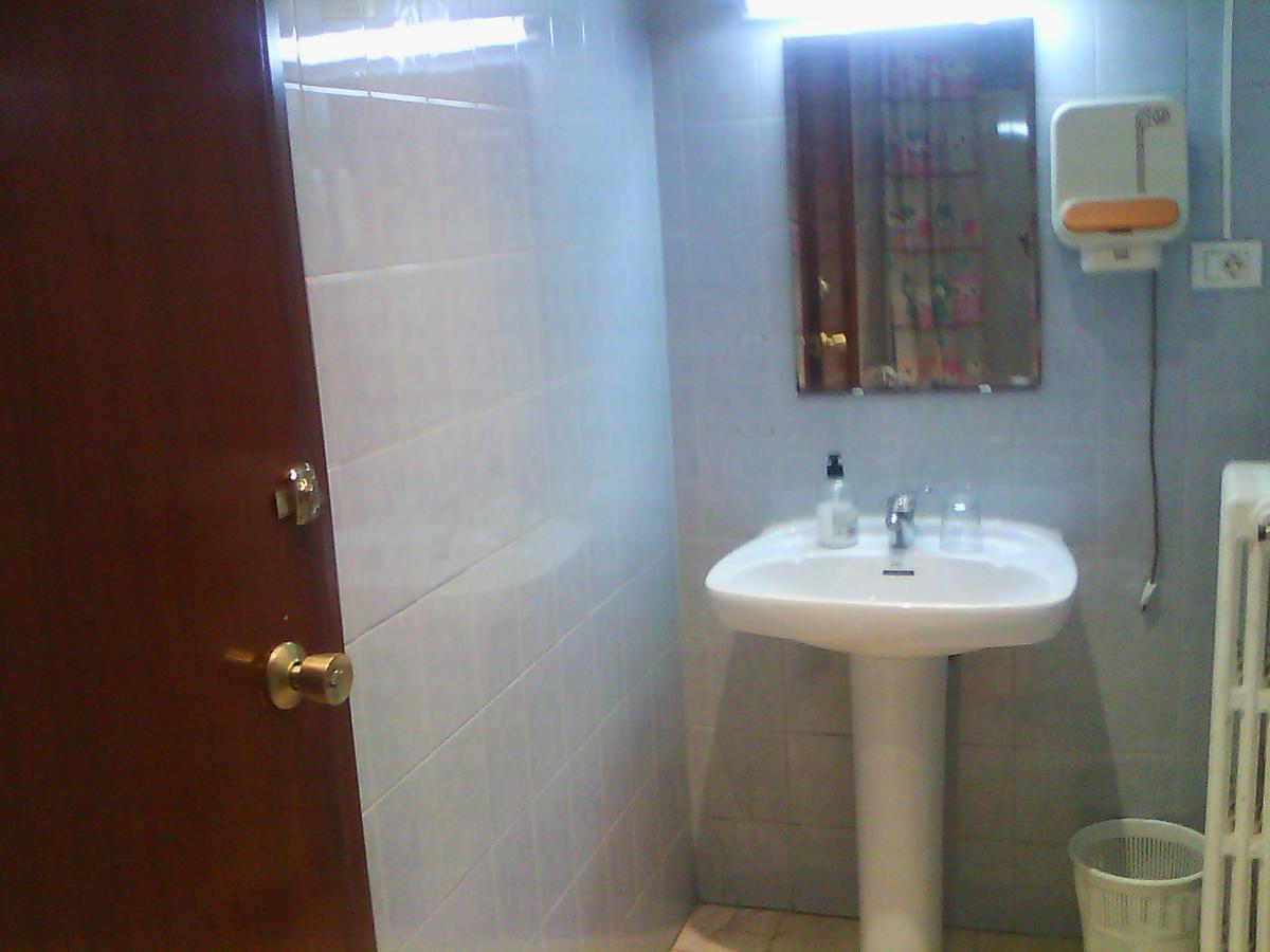 Hostel Central Zaragoza Luaran gambar